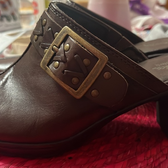 Clarks Womens Mirabelle Brown Leather Heeled Mules Comfort Shoes size 7.5W Wide - Picture 5 of 8